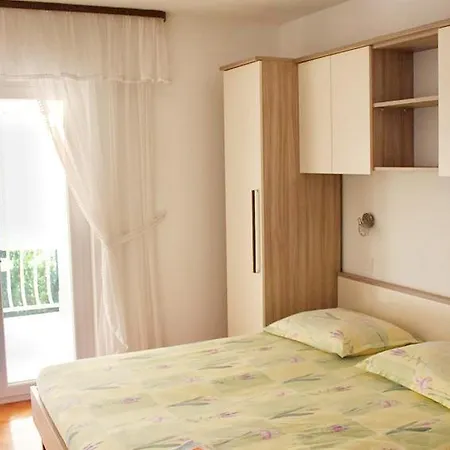 Studio 6827e Appartamento